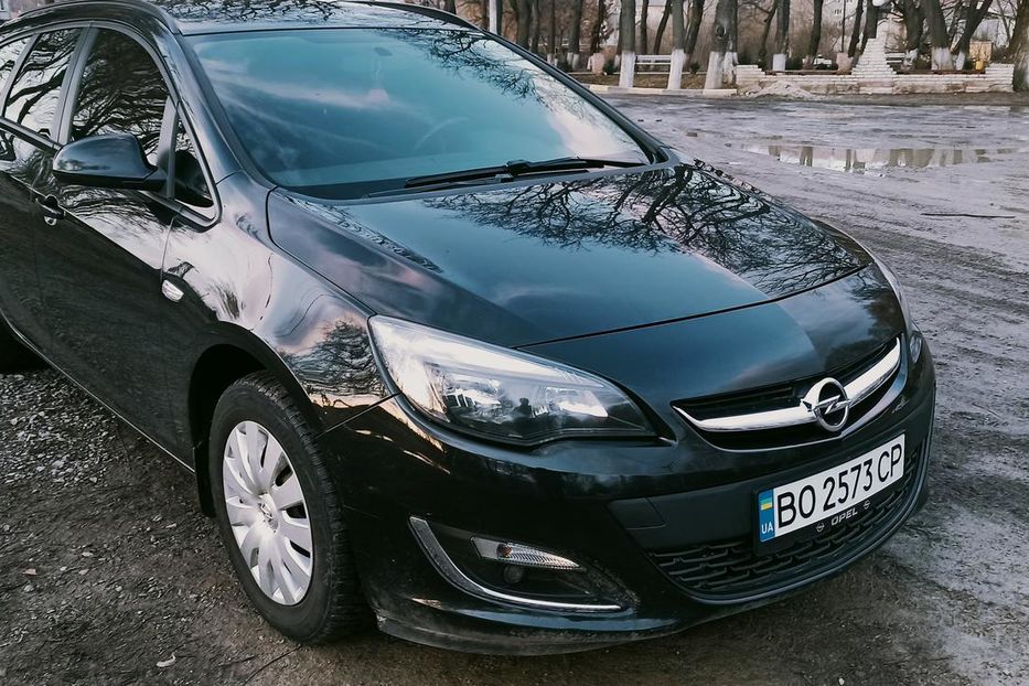 Продам Opel Astra J 2013 года в Тернополе