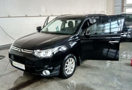 Продам Mitsubishi Outlander Intense 2013 года в Киеве