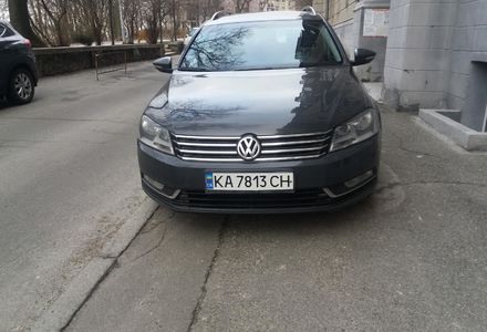 Продам Volkswagen Passat B7 Универсал 2012 года в Киеве