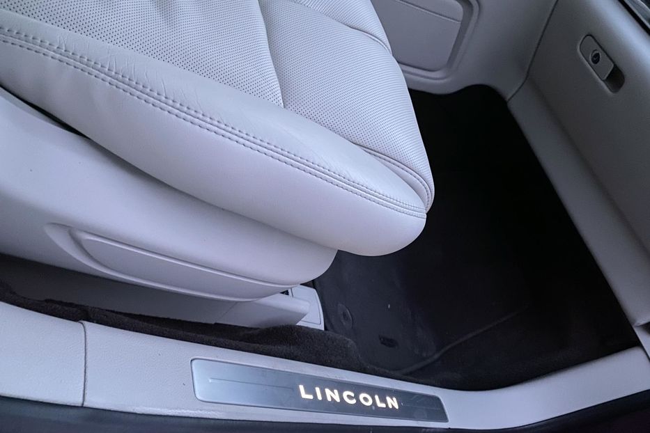 Продам Lincoln Continental RESERVE 2.7 twin-turbo 2017 года в Киеве