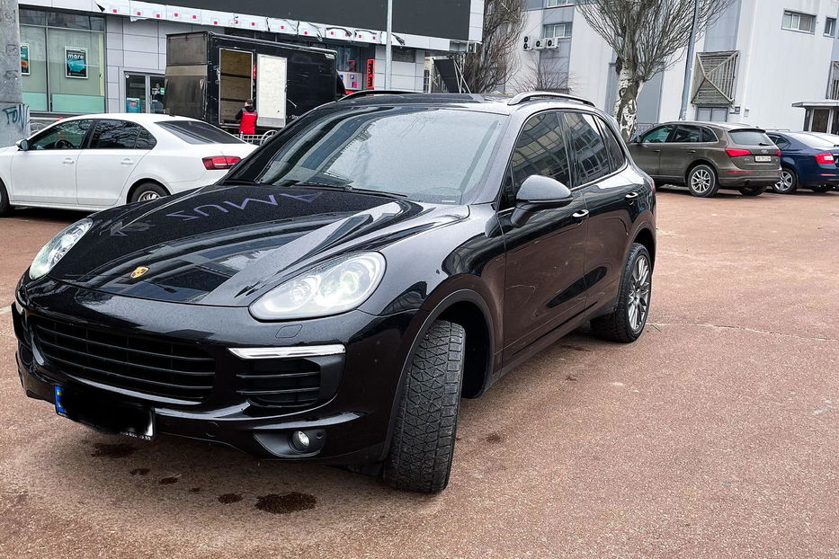 Продам Porsche Cayenne Platinum Edition  2016 года в Киеве