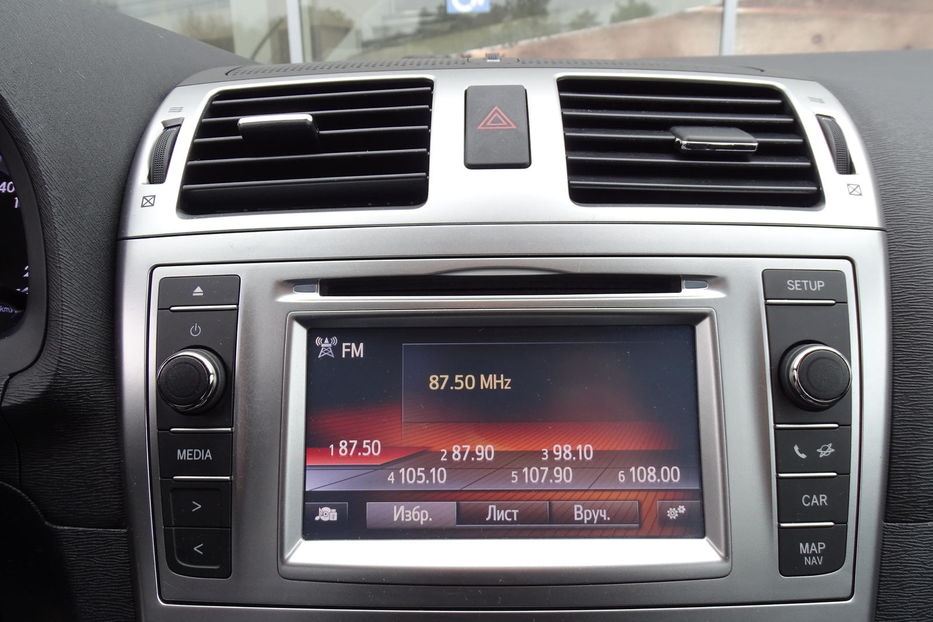 Продам Toyota Avensis Combi 2.0 D-4D MT 2014 года в Киеве