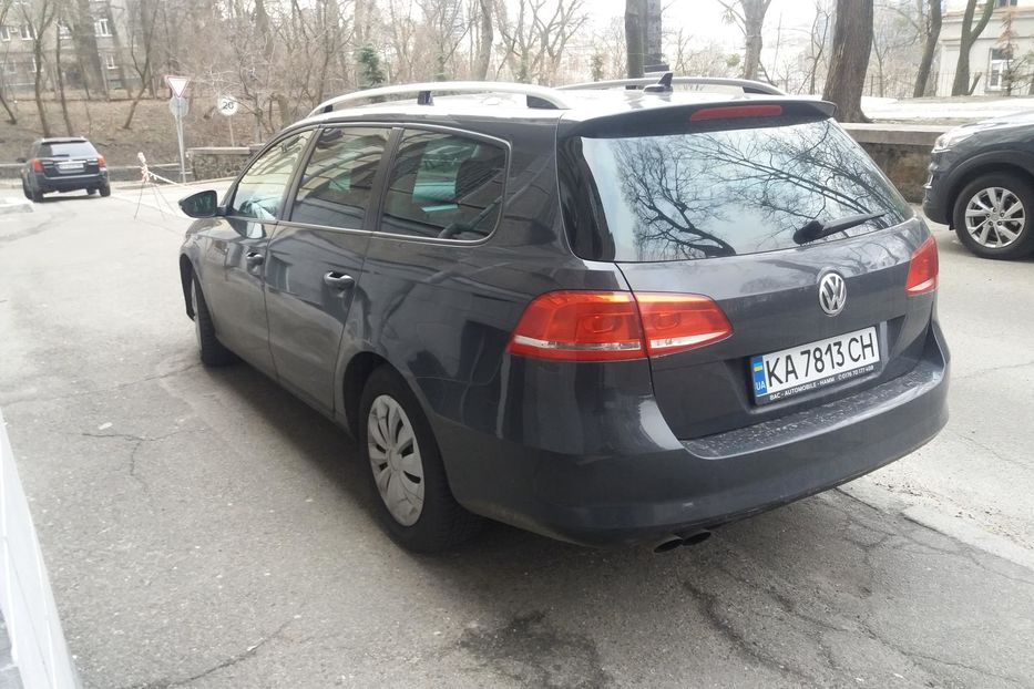 Продам Volkswagen Passat B7 Универсал 2012 года в Киеве