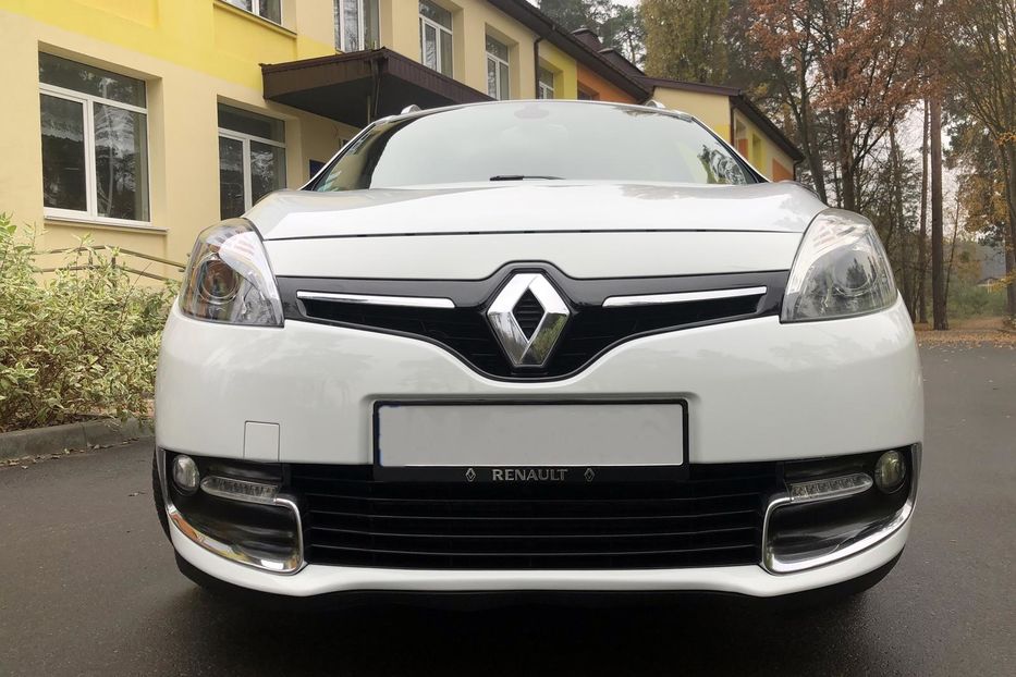 Продам Renault Grand Scenic BOSE 2013 года в Киеве