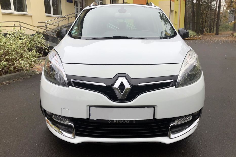 Продам Renault Grand Scenic BOSE 2013 года в Киеве