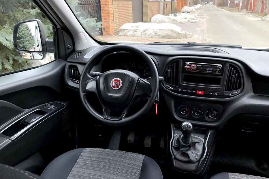 Продам Fiat Doblo пасс. Швейцарія 2015 года в Киеве
