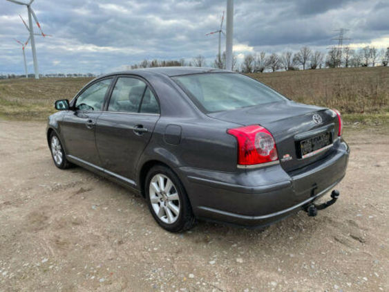 Продам Toyota Avensis 2005 года в г. Рава-Русская, Львовская область