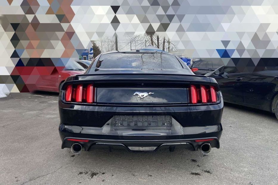 Продам Ford Mustang 2015 года в Киеве