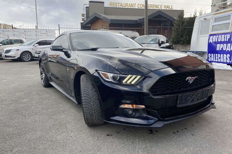 Продам Ford Mustang 2015 года в Киеве