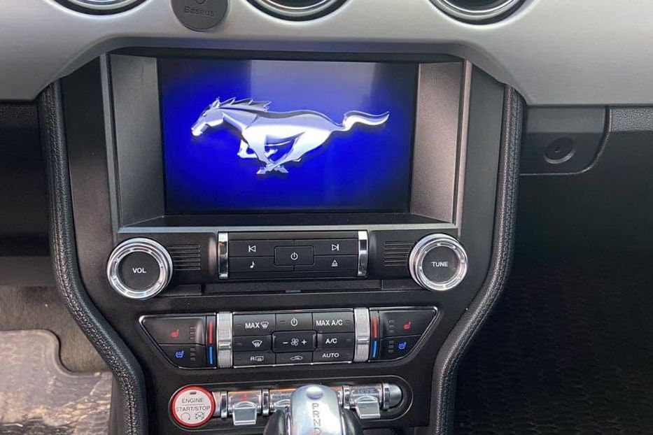 Продам Ford Mustang 2015 года в Киеве