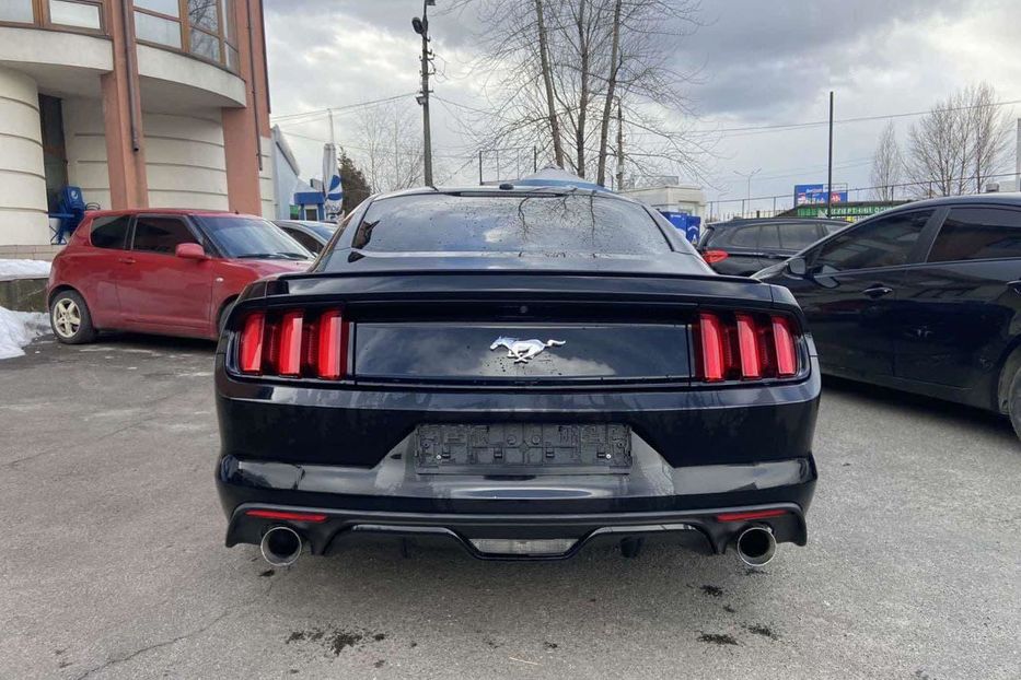 Продам Ford Mustang 2015 года в Киеве