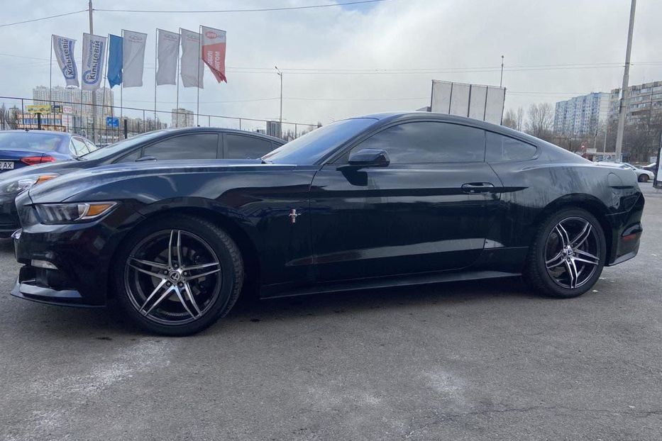 Продам Ford Mustang 2015 года в Киеве