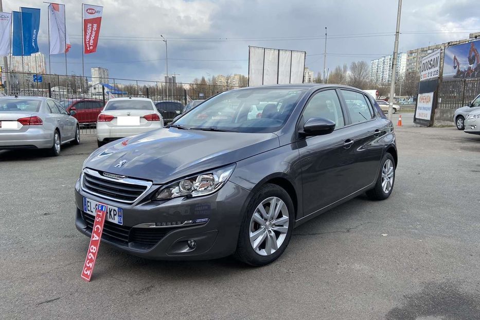 Продам Peugeot 308 2017 года в Киеве