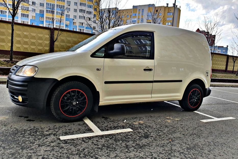Продам Volkswagen Caddy груз. 2009 года в Киеве