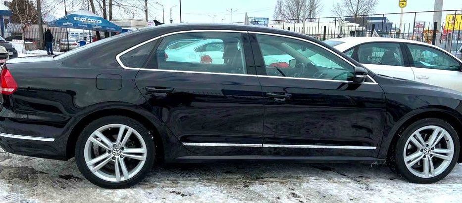 Продам Volkswagen Passat B7 2013 года в Киеве