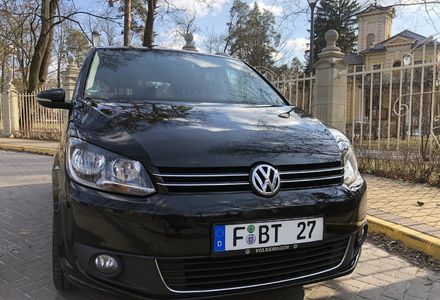 Продам Volkswagen Touran Bluemotion 2015 года в Киеве