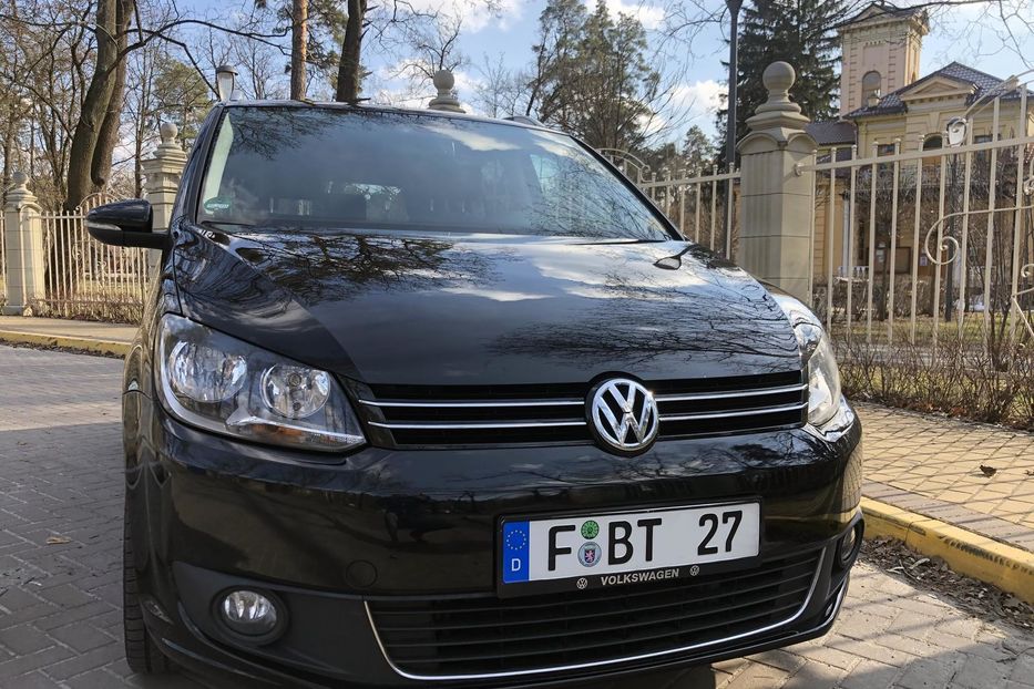 Продам Volkswagen Touran Bluemotion 2015 года в Киеве