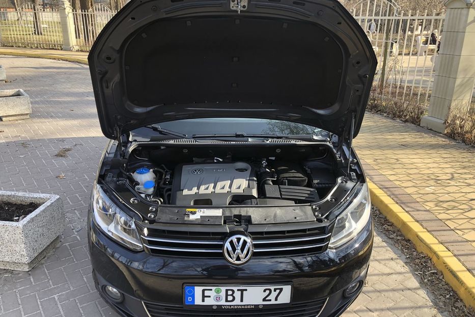 Продам Volkswagen Touran Bluemotion 2015 года в Киеве