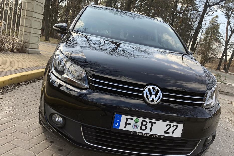 Продам Volkswagen Touran Bluemotion 2015 года в Киеве