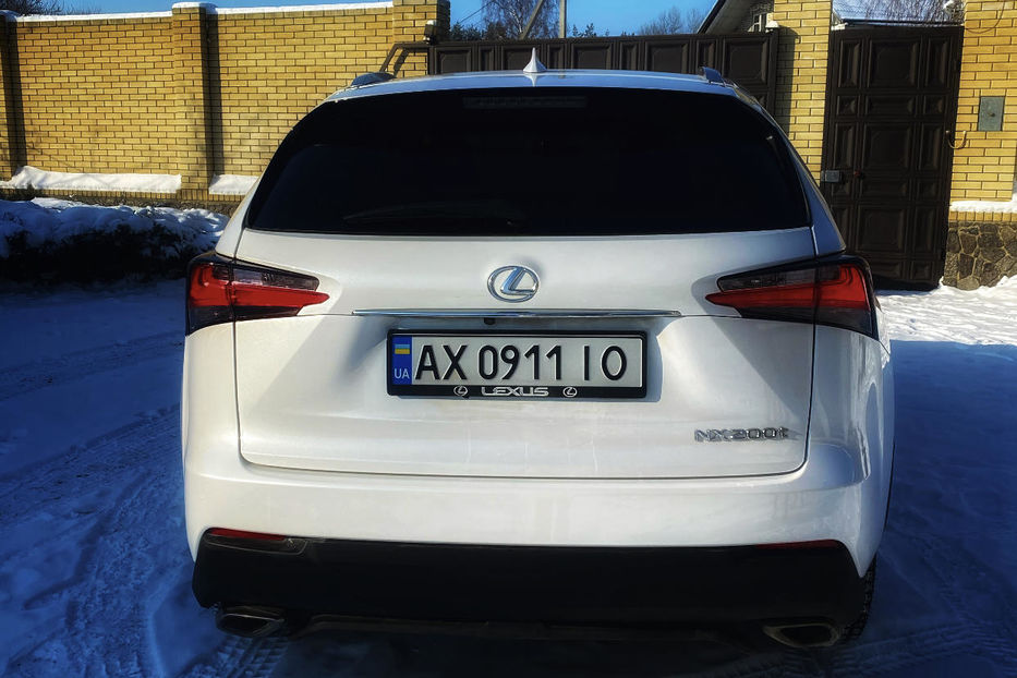 Продам Lexus NX 200 2017 года в Харькове