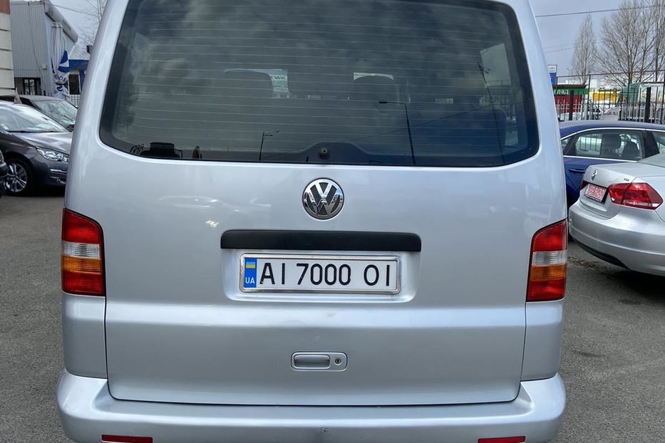 Продам Volkswagen T5 (Transporter) пасс. 2007 года в Киеве