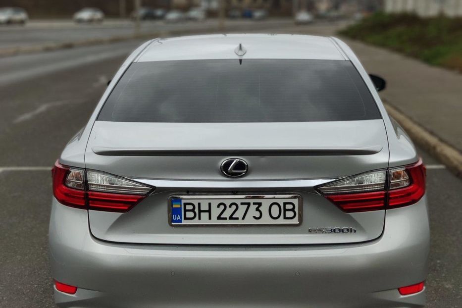 Продам Lexus ES 300 2015 года в Одессе
