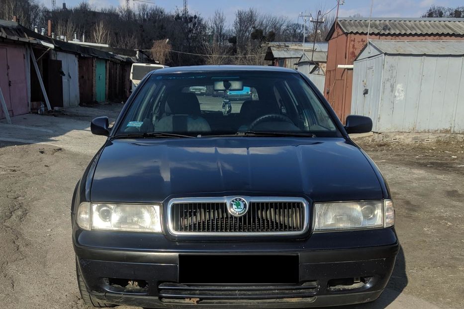 Продам Skoda Octavia Tour 2000 года в Киеве