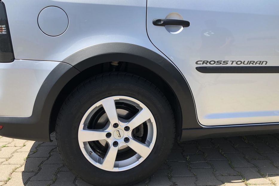 Продам Volkswagen Cross Touran 2008 года в Николаеве