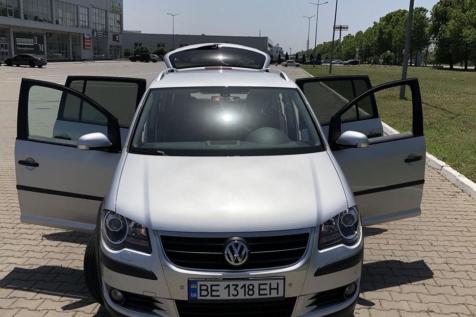 Продам Volkswagen Cross Touran 2008 года в Николаеве