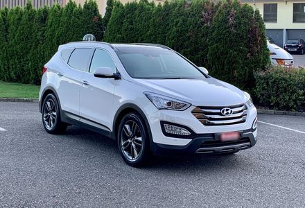 Продам Hyundai Santa FE 2016 года в Киеве