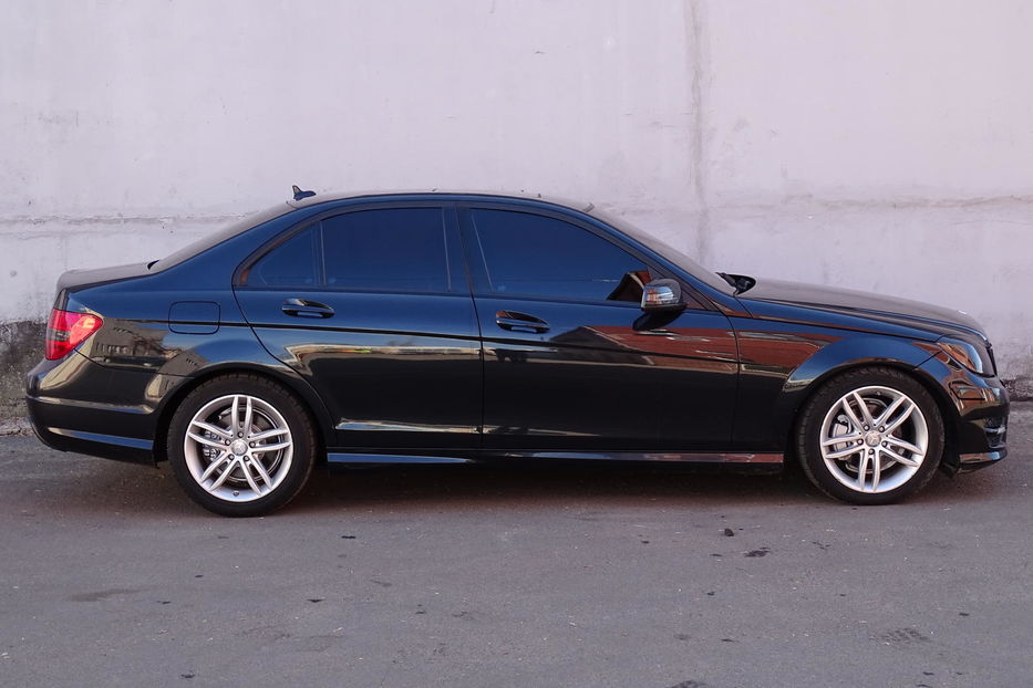 Продам Mercedes-Benz C-Class 2011 года в Киеве