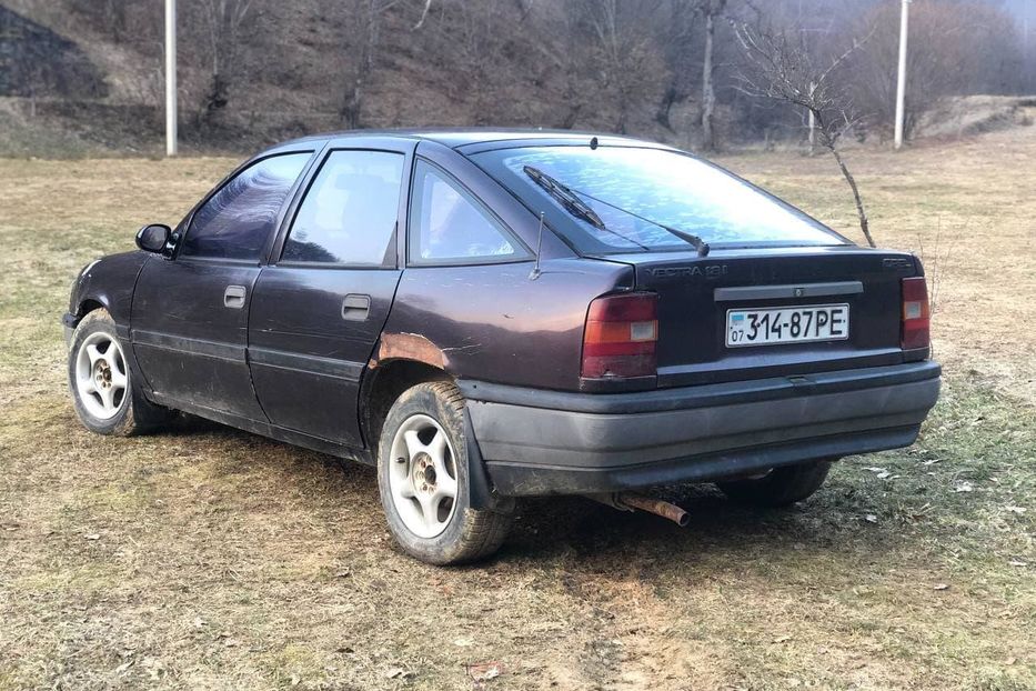 Продам Opel Vectra A 1990 года в г. Тячев, Закарпатская область