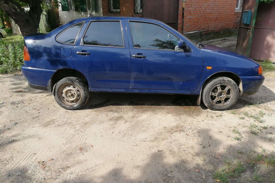 Продам Volkswagen Polo volkswagen polo classic 1999 года в Харькове