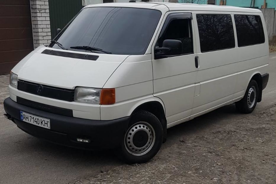 Продам Volkswagen T4 (Transporter) пасс. Long 2001 года в Киеве