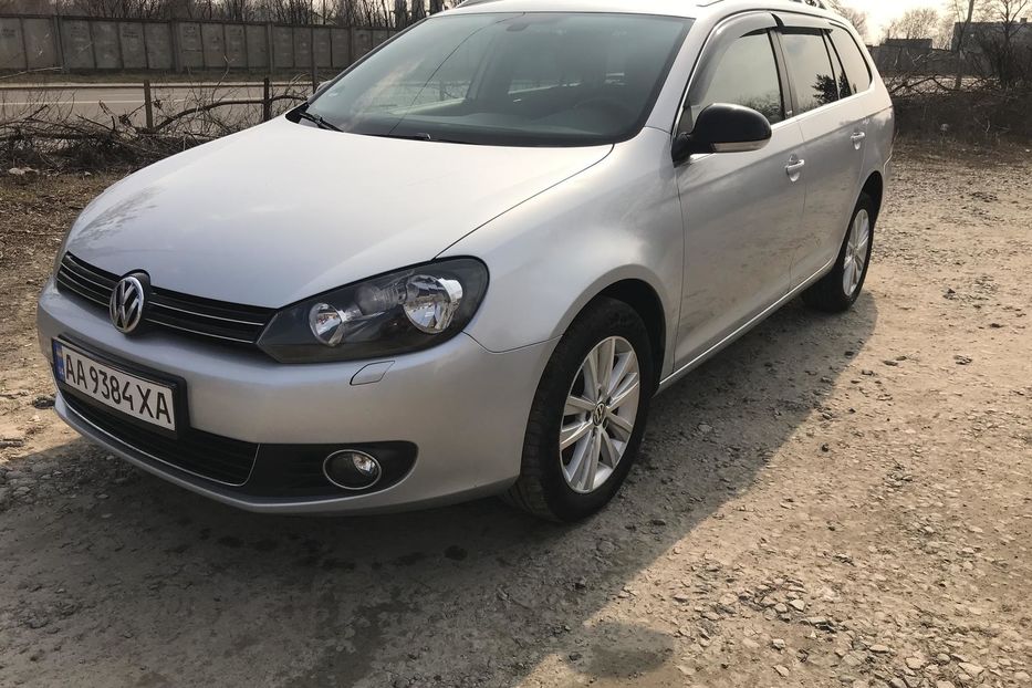 Продам Volkswagen Golf  VI 2011 года в Киеве