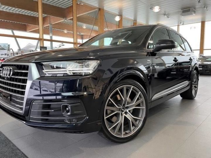 Продам Audi Q7 2018 года в Киеве