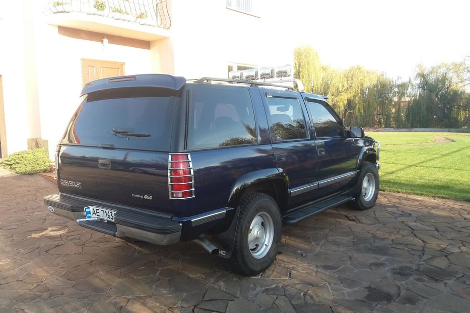 Продам Chevrolet Tahoe V1500 1997 года в г. Кривой Рог, Днепропетровская область