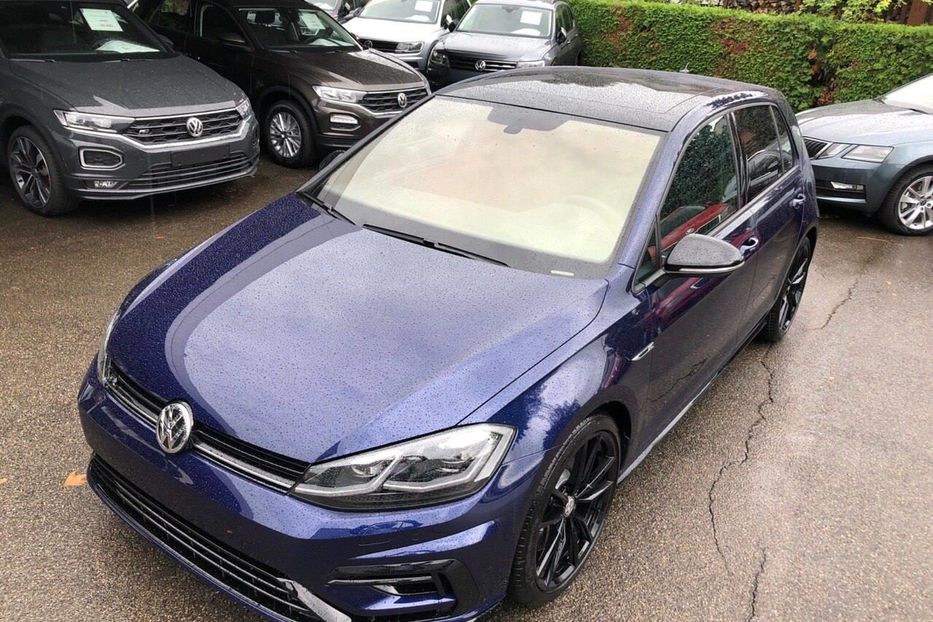 Продам Volkswagen Golf R 2018 года в Киеве