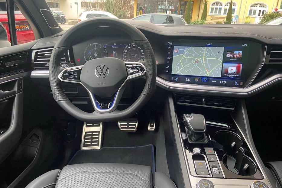 Продам Volkswagen Touareg 2020 года в Киеве