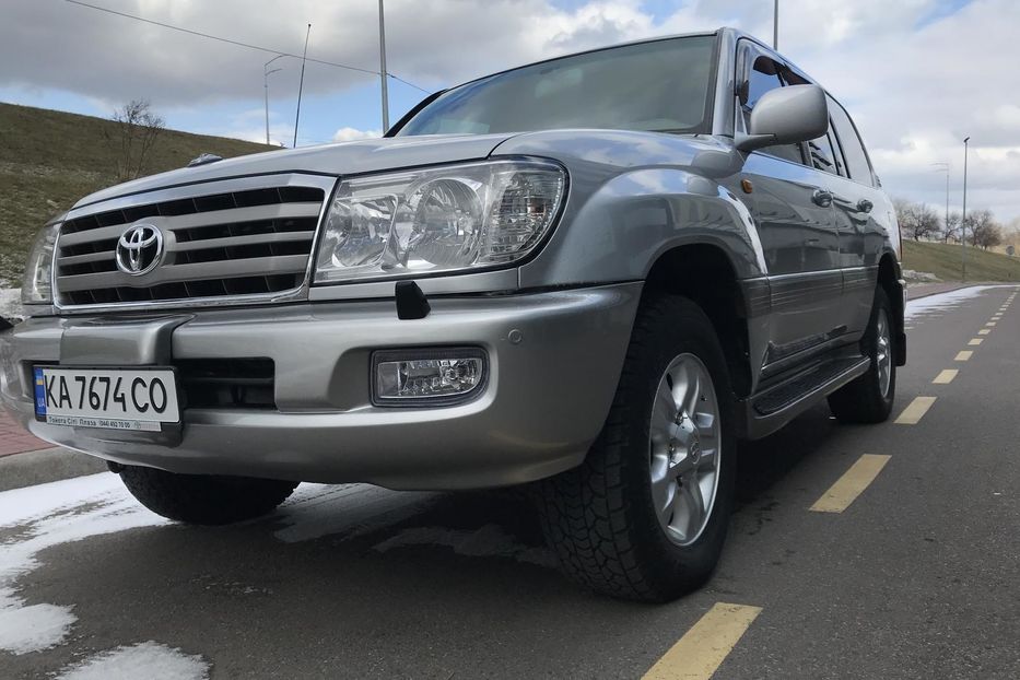 Продам Toyota Land Cruiser 100 Ne krashena 7 mest 2006 года в Киеве