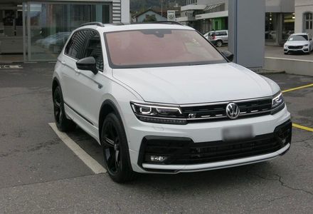 Продам Volkswagen Tiguan 2020 года в Киеве