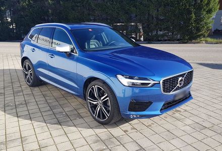 Продам Volvo XC60 2019 года в Киеве