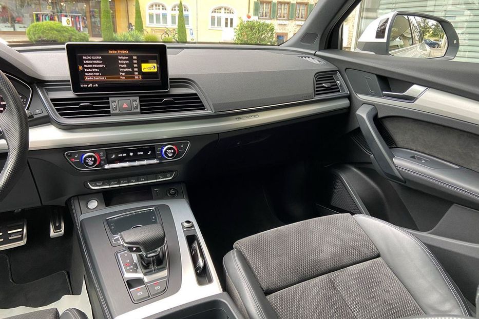 Продам Audi Q5 2019 года в Киеве