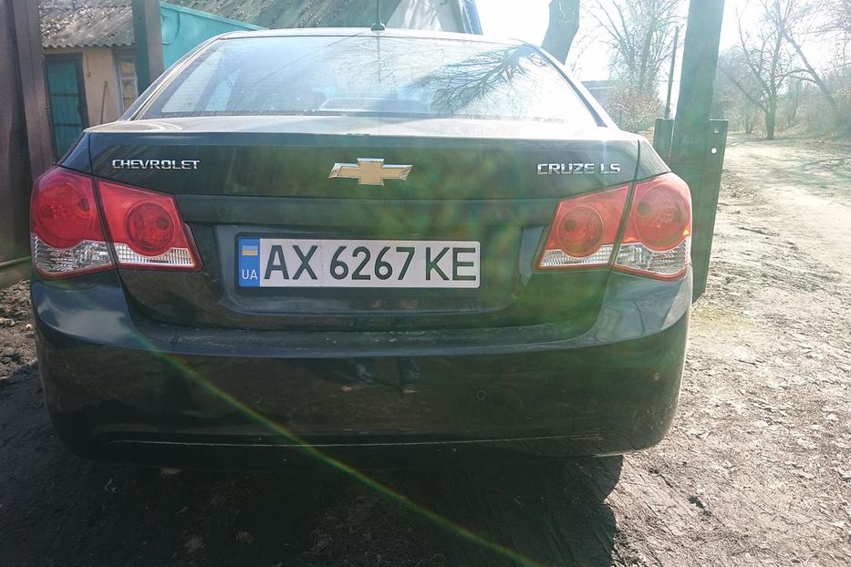 Продам Chevrolet Cruze LS 2009 года в Харькове