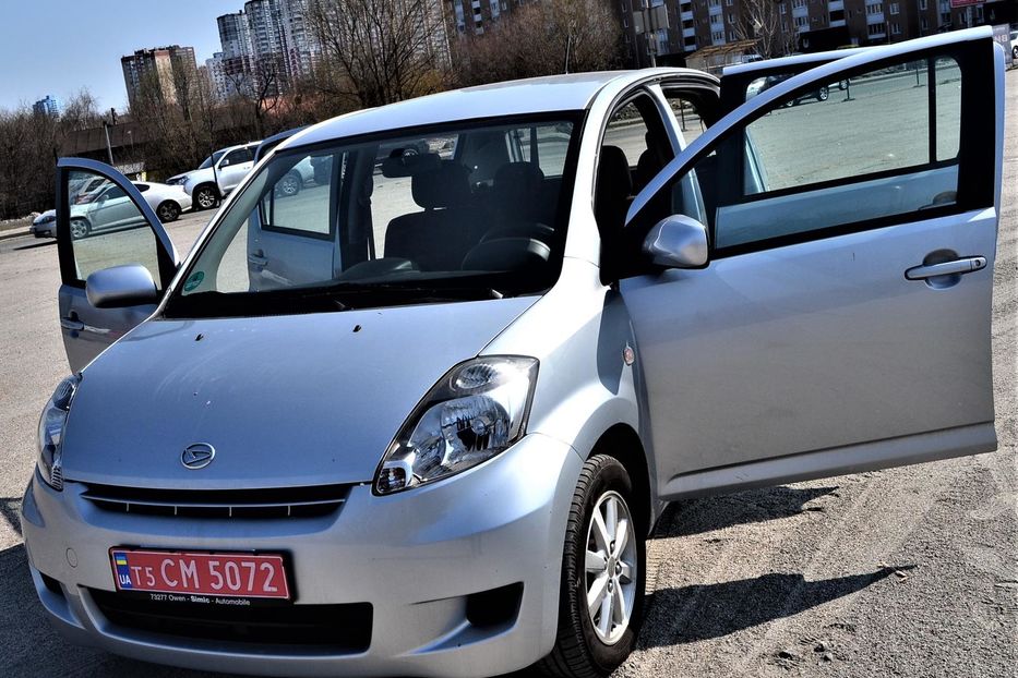 Продам Daihatsu Sirion 2010 года в Киеве