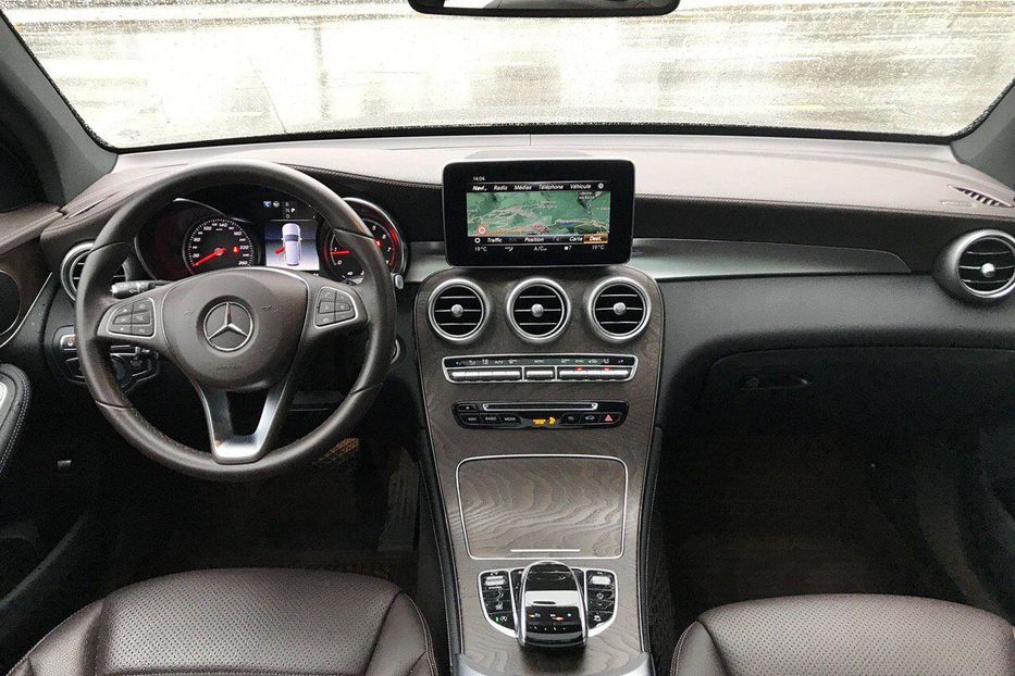 Продам Mercedes-Benz GLC-Class 300 2018 года в Киеве