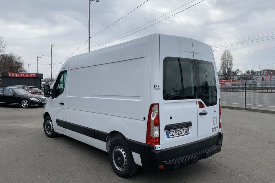 Продам Renault Master груз. L2H2 2018 года в Ровно