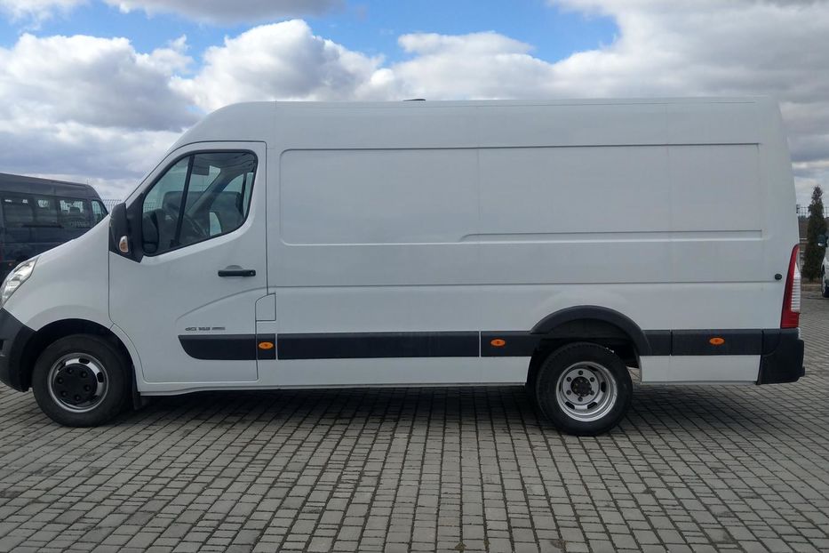 Продам Renault Master груз. L3H2 Sparka 2017 года в Ровно