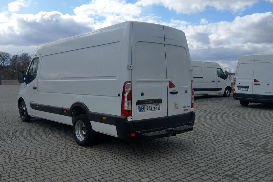 Продам Renault Master груз. L3H2 Sparka 2017 года в Ровно