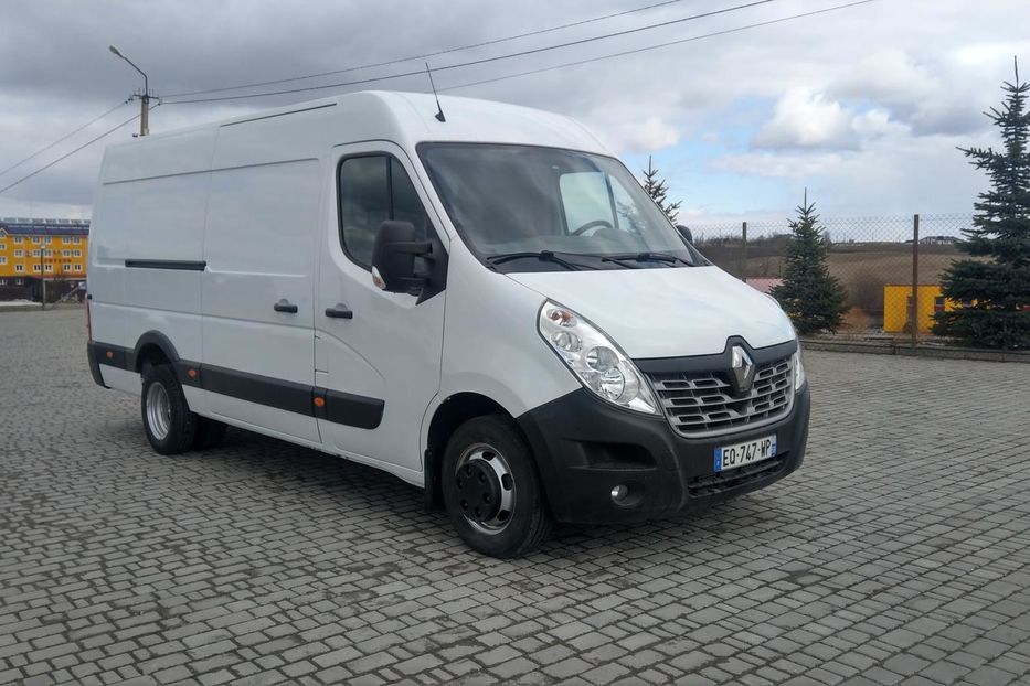 Продам Renault Master груз. L3H2 Sparka 2017 года в Ровно